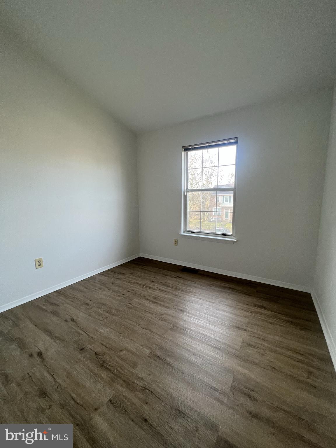 SAGAMORE VILLAGE - Residential Lease