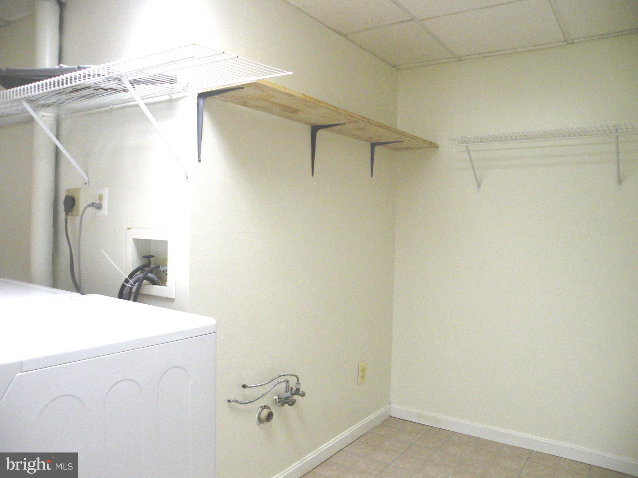 LAFAYETTE PARK WEST - Residential Lease