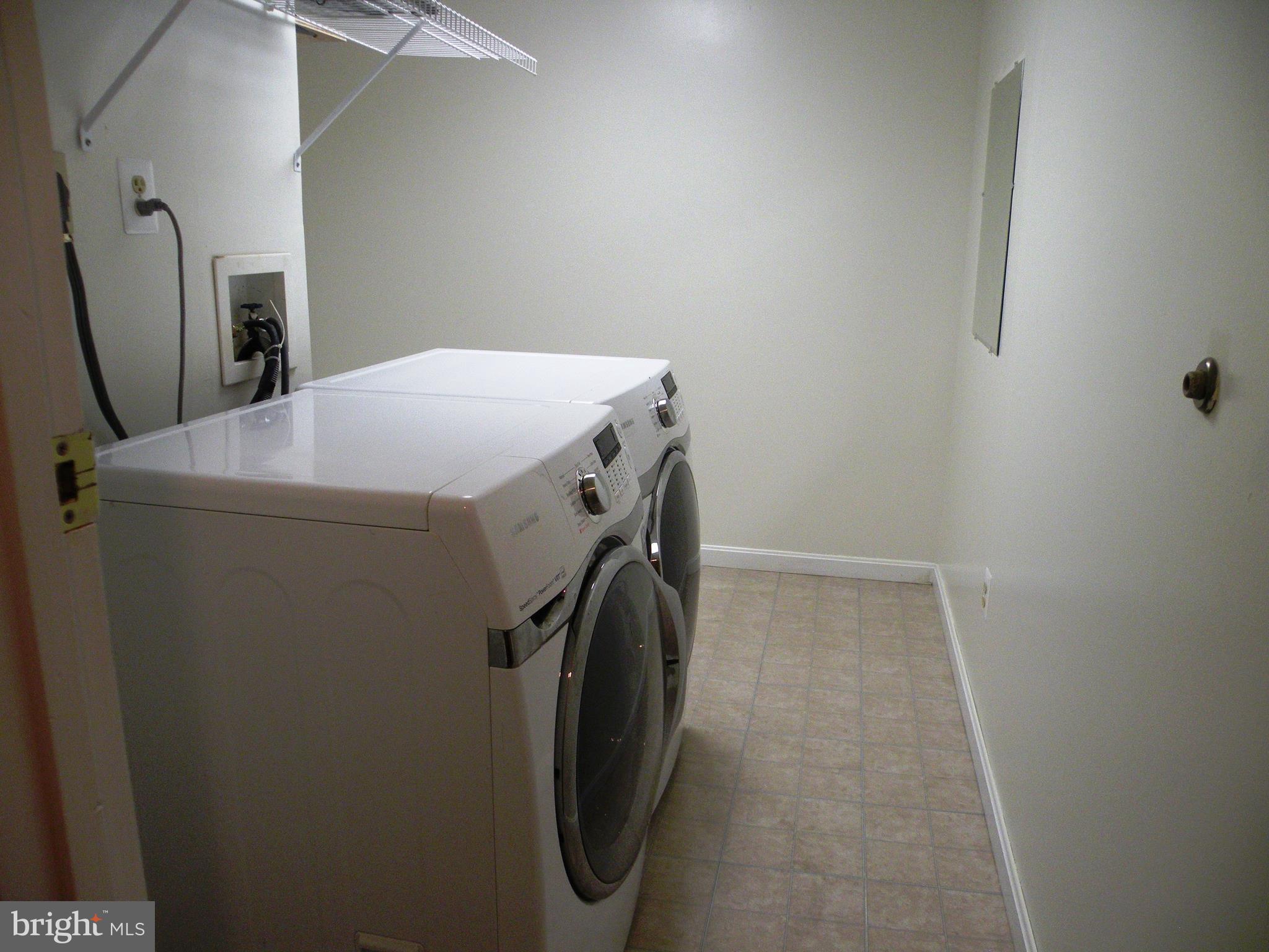 LAFAYETTE PARK WEST - Residential Lease