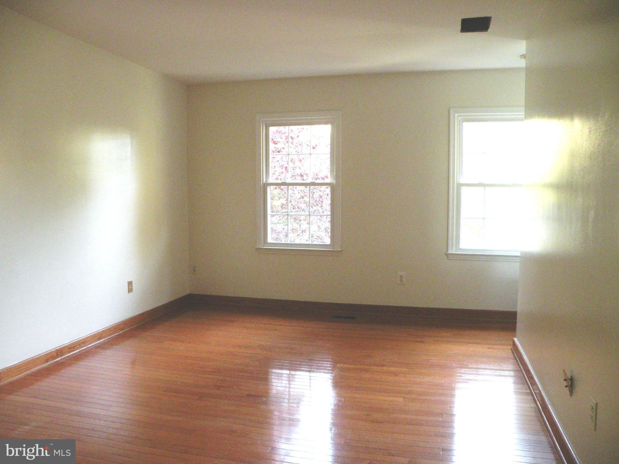 LAFAYETTE PARK WEST - Residential Lease