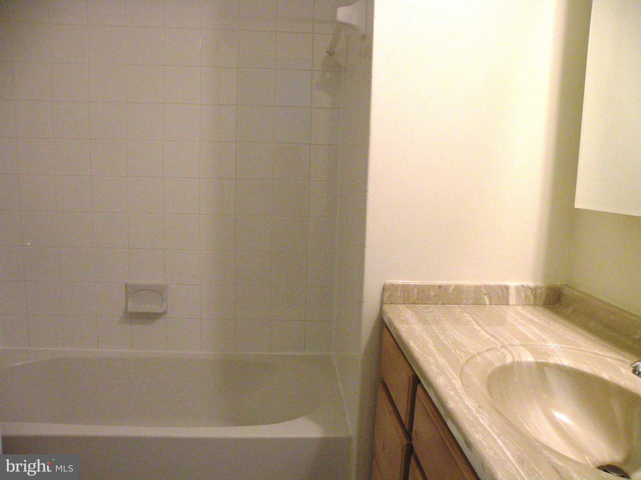 LAFAYETTE PARK WEST - Residential Lease