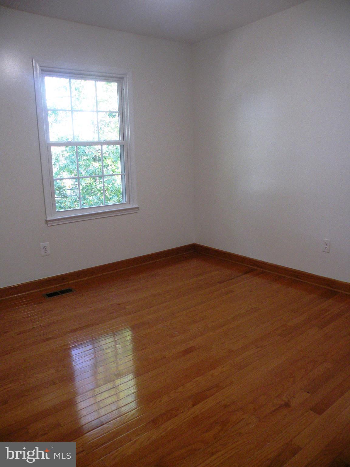 LAFAYETTE PARK WEST - Residential Lease