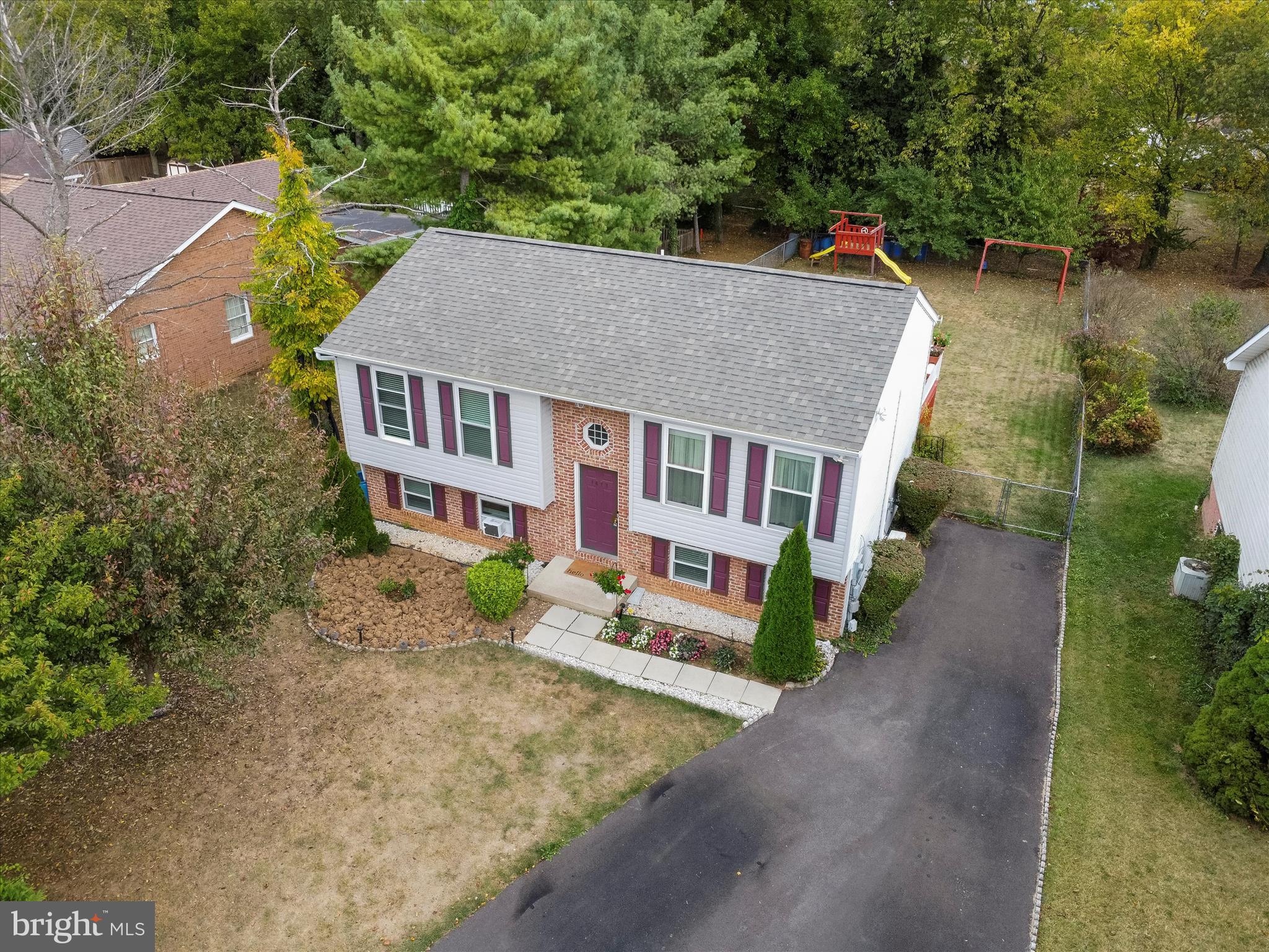 BRIGHTON MANOR - Residential