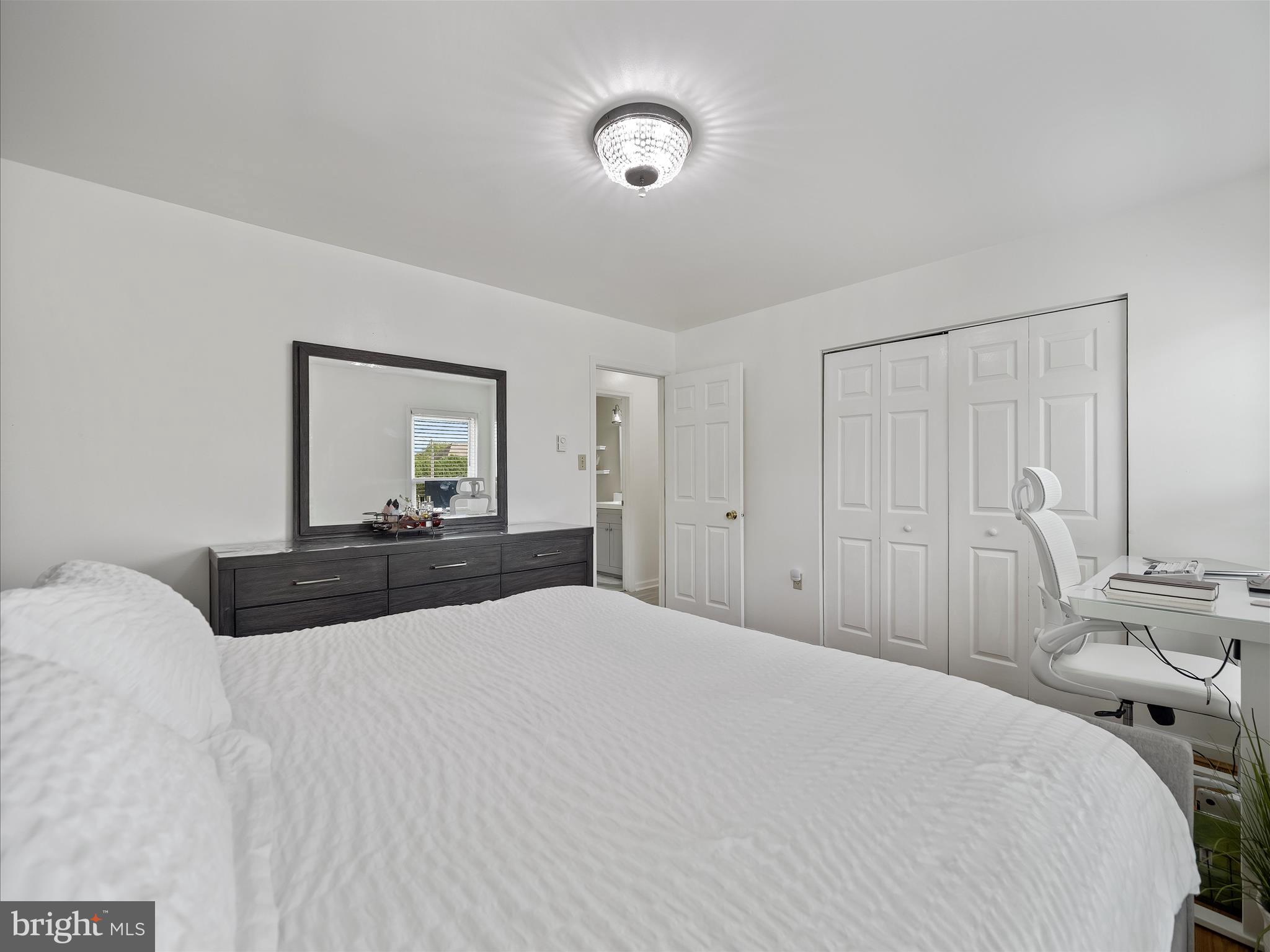 BRIGHTON MANOR - Residential