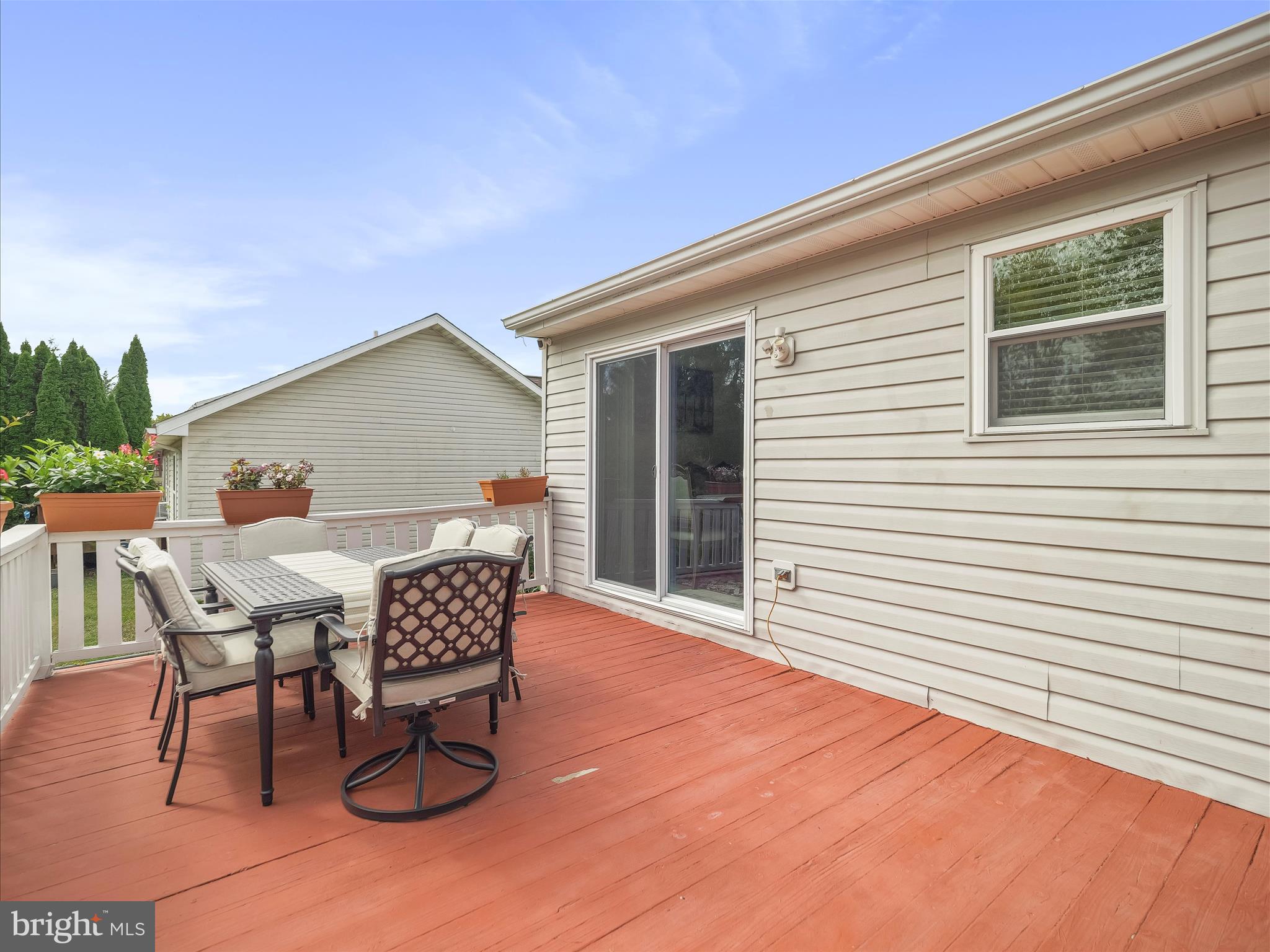 BRIGHTON MANOR - Residential