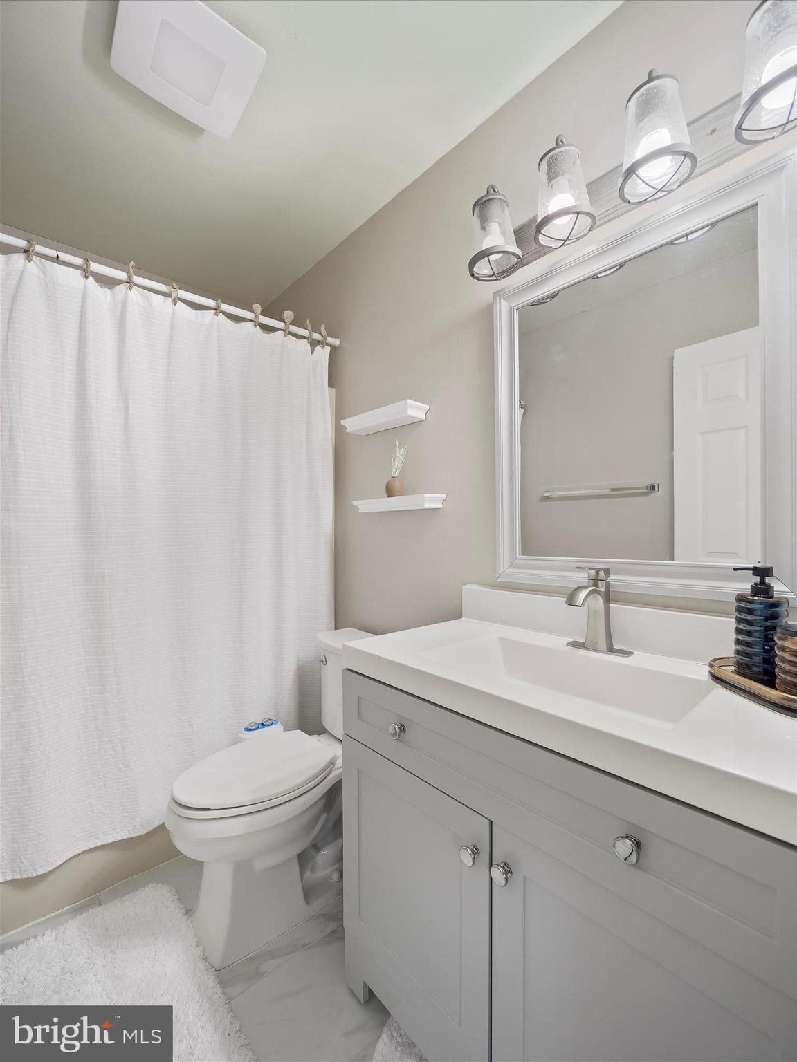 BRIGHTON MANOR - Residential