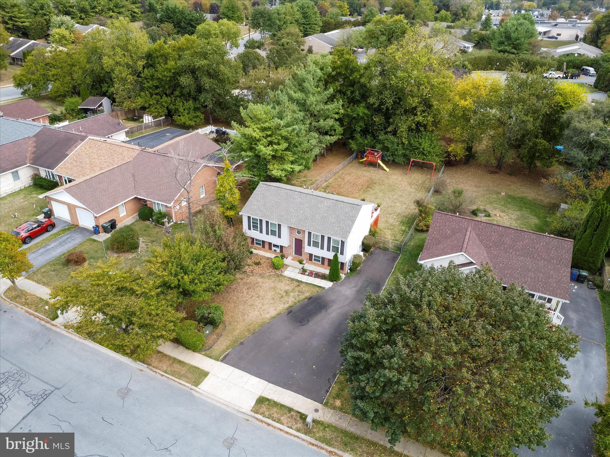 BRIGHTON MANOR - Residential