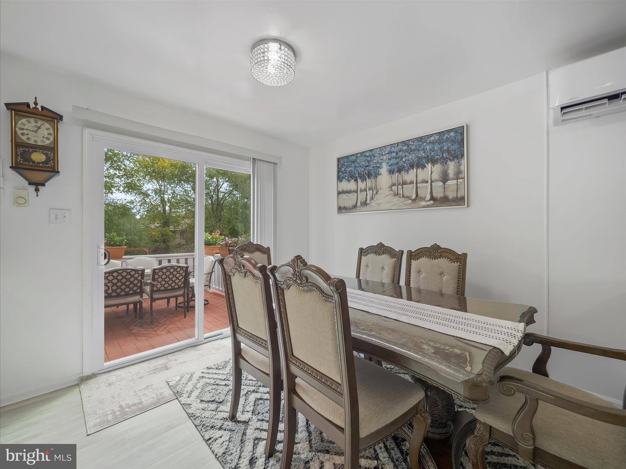 BRIGHTON MANOR - Residential