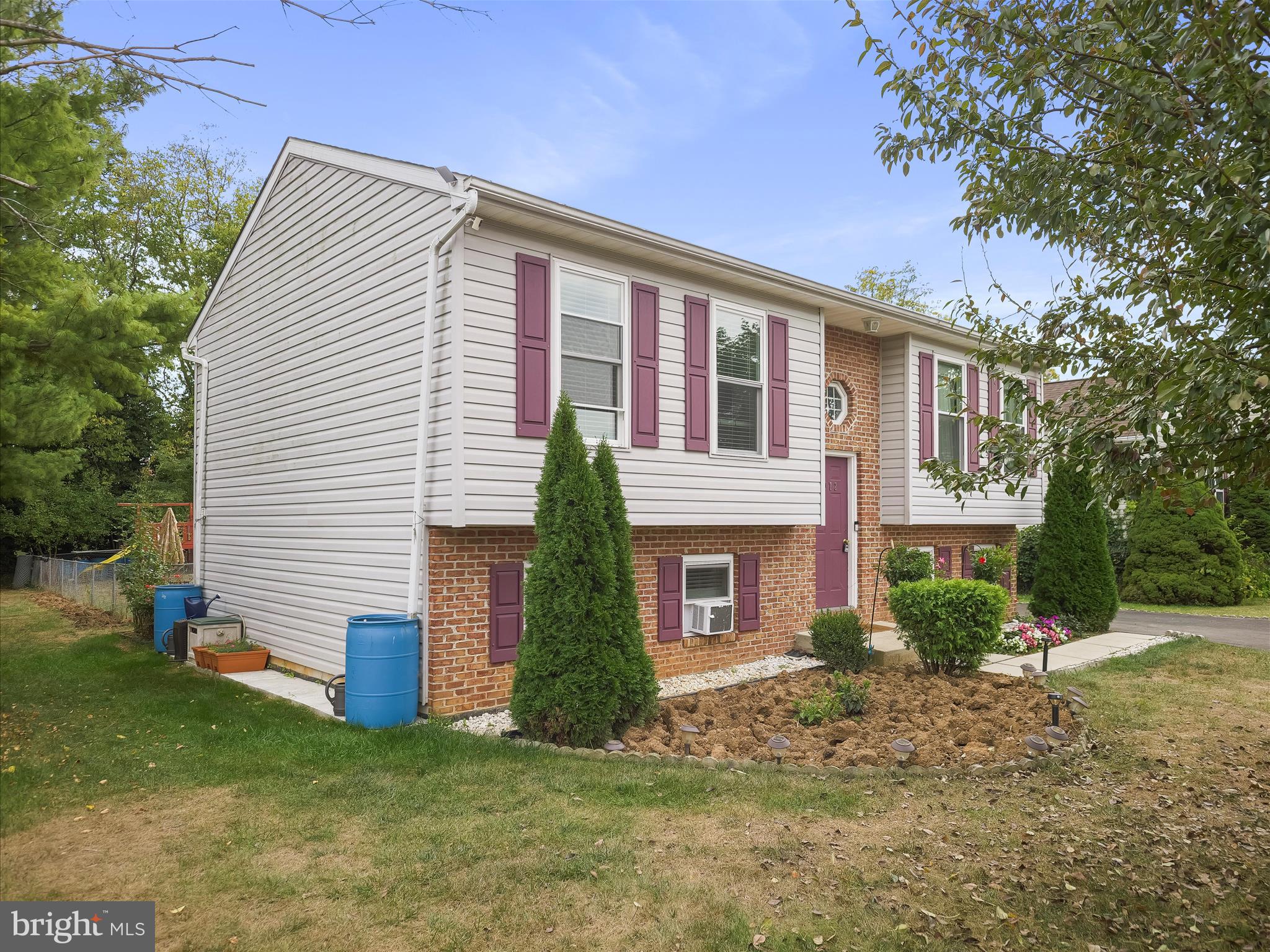 BRIGHTON MANOR - Residential