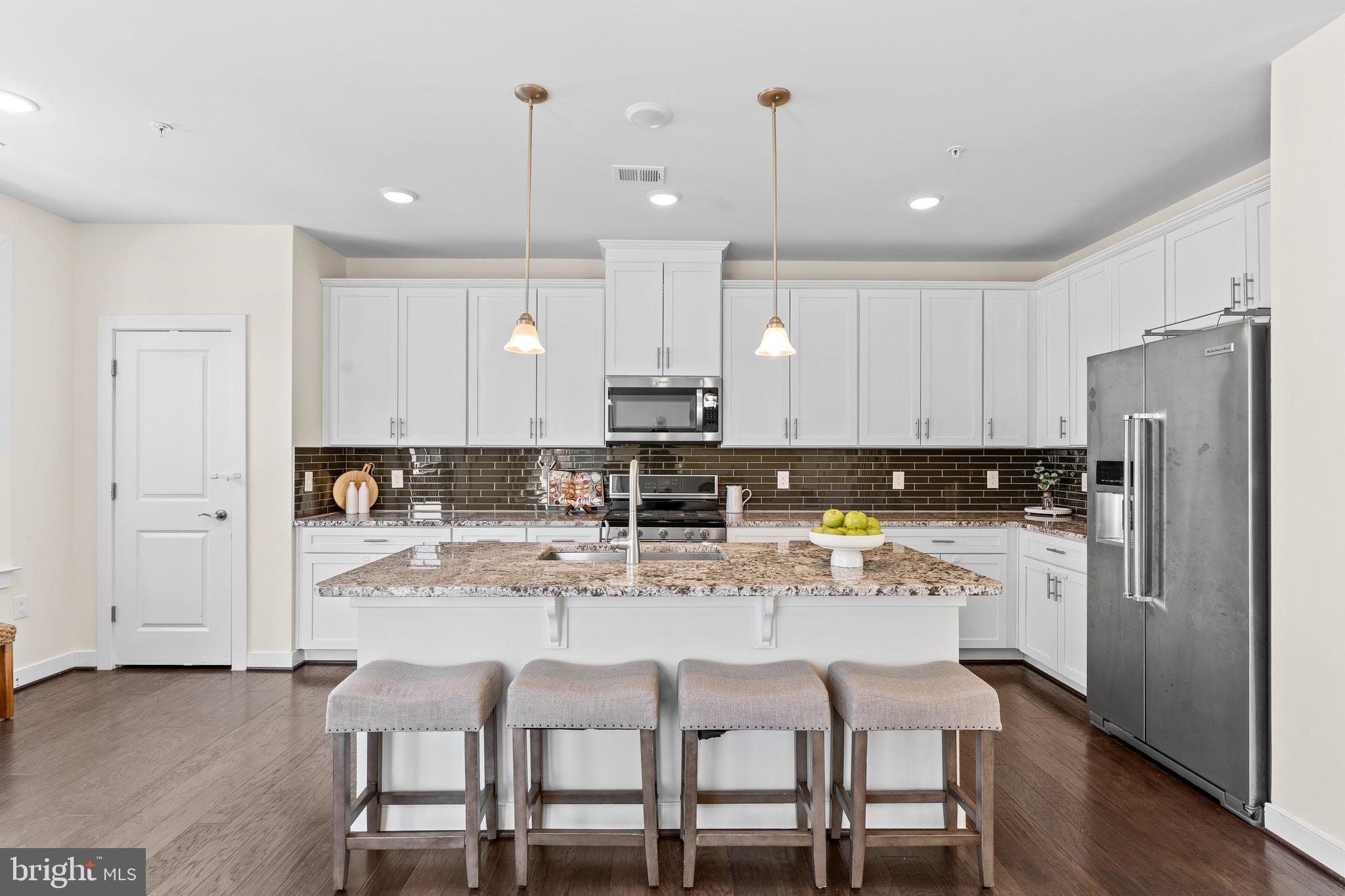 METROPARK AT ARROWBROOK - Residential