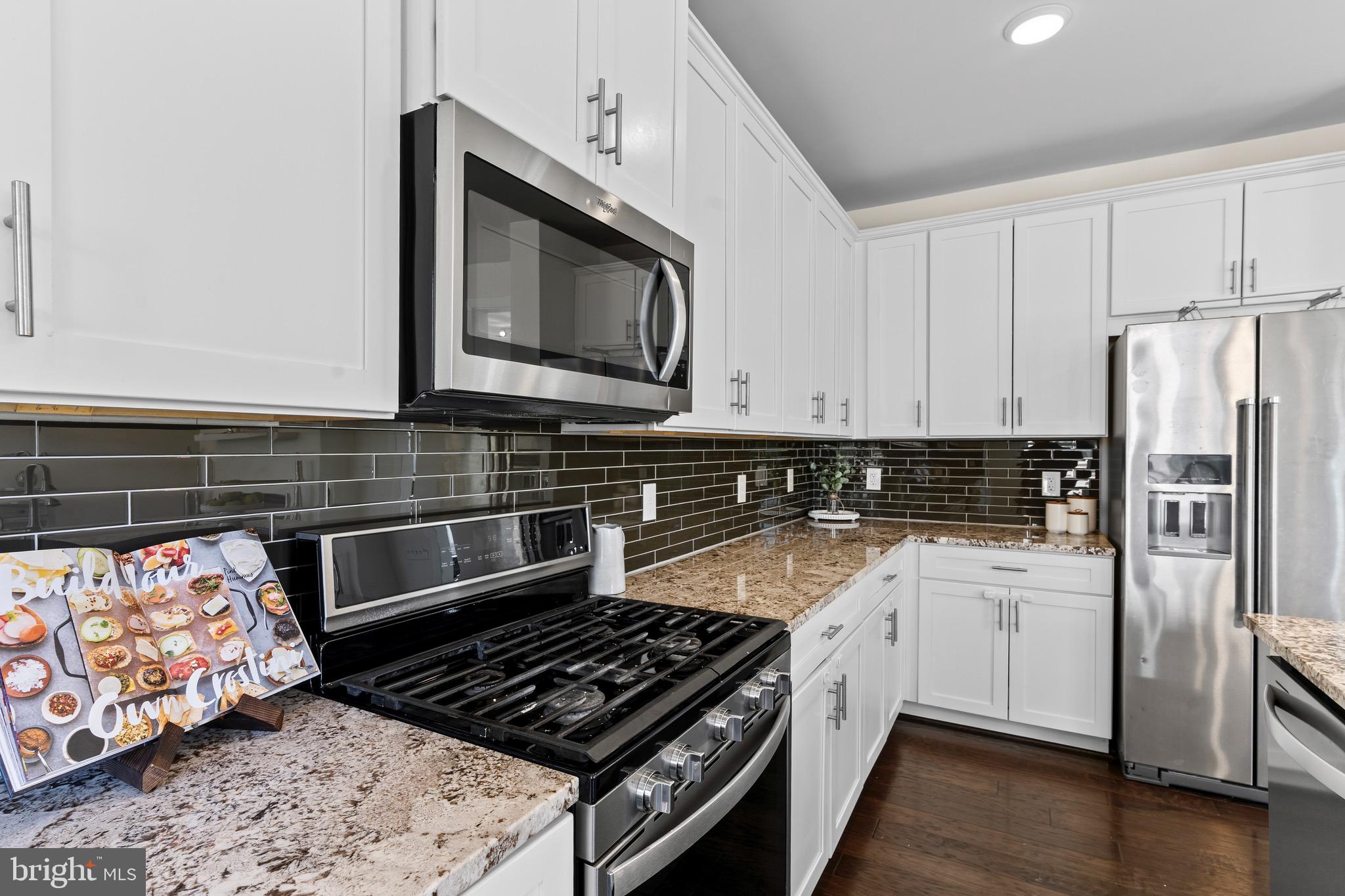 METROPARK AT ARROWBROOK - Residential