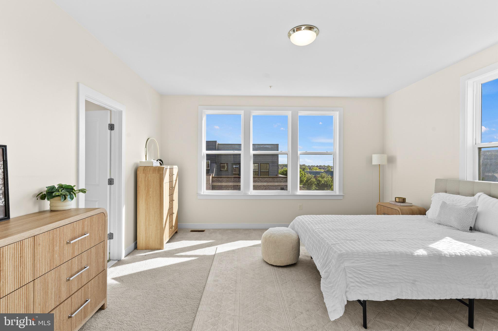 METROPARK AT ARROWBROOK - Residential