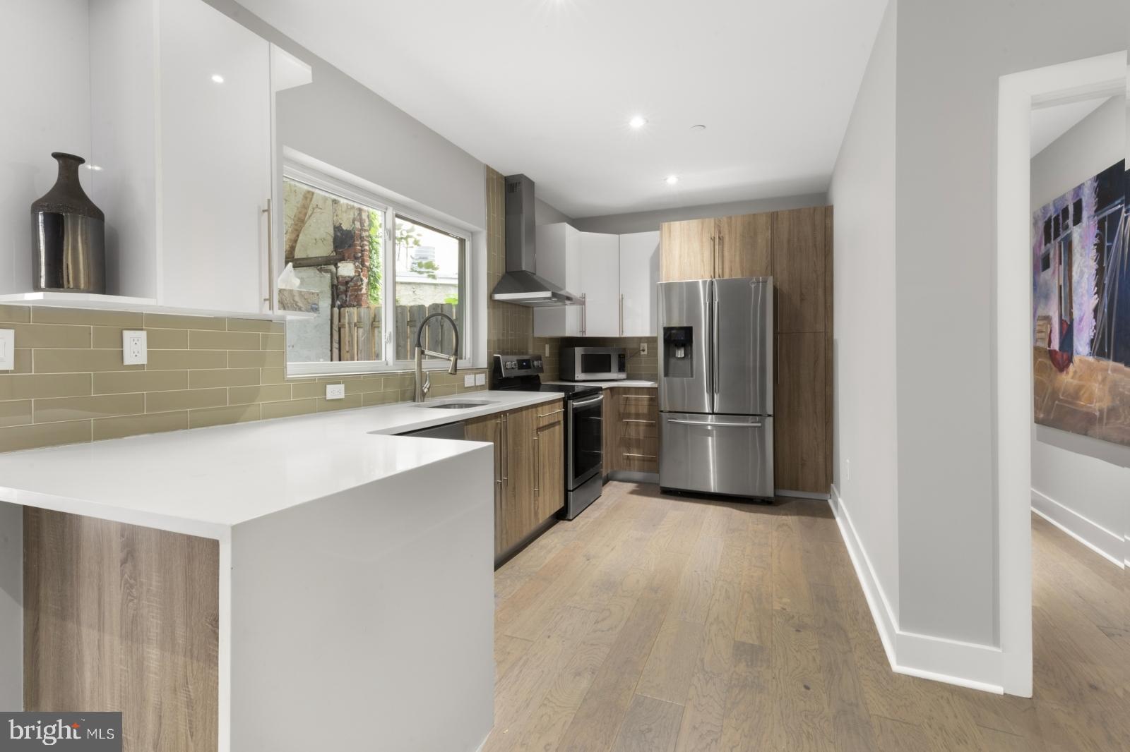 FAIRMOUNT - Residential Lease