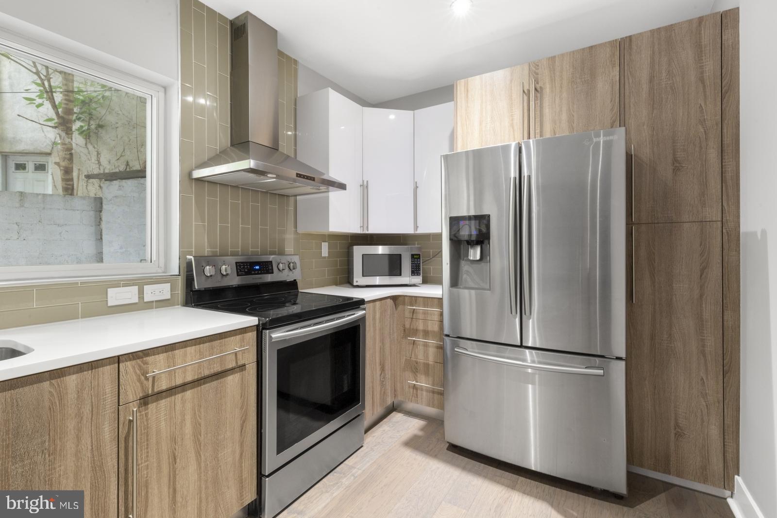 FAIRMOUNT - Residential Lease