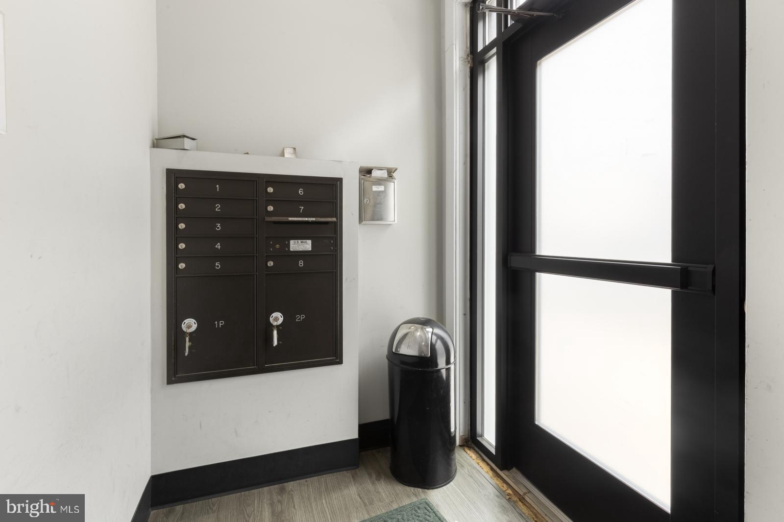 FAIRMOUNT - Residential Lease