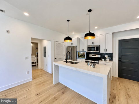 Condo For Rent - 1232 N Front Street #2D<br/> Philadelphia County, PHILADELPHIA, PA 19122