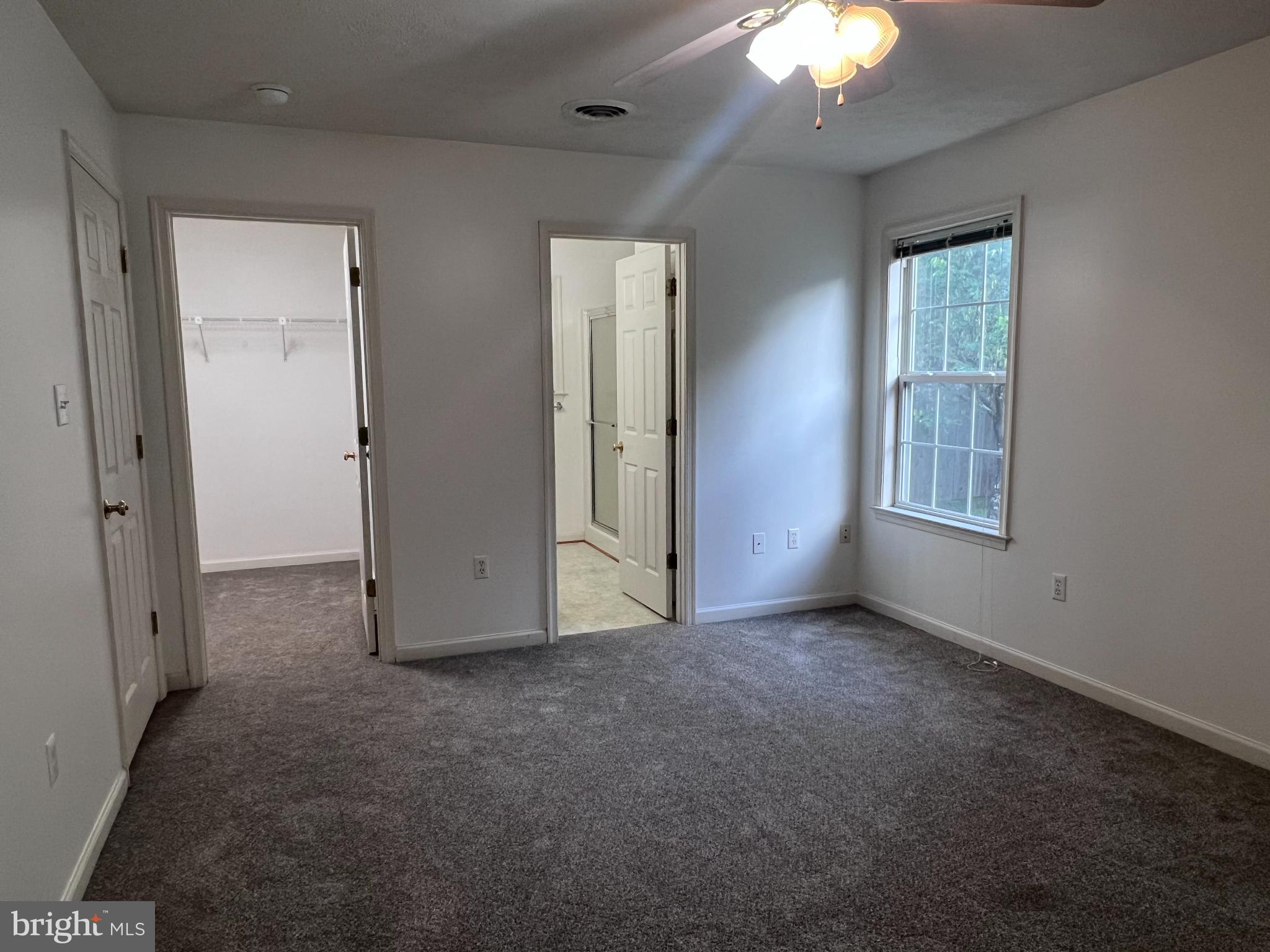 HILLVIEW - Residential Lease