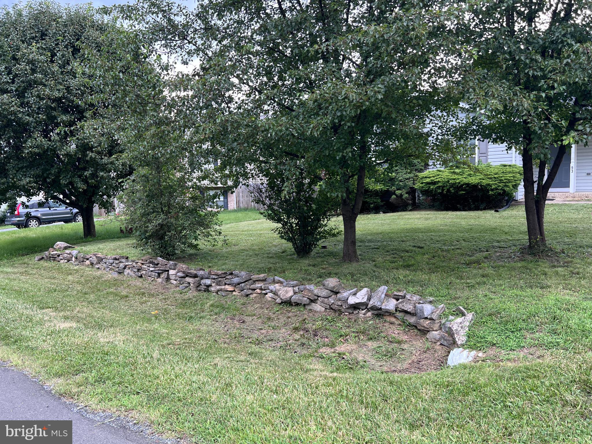 HILLVIEW - Residential Lease