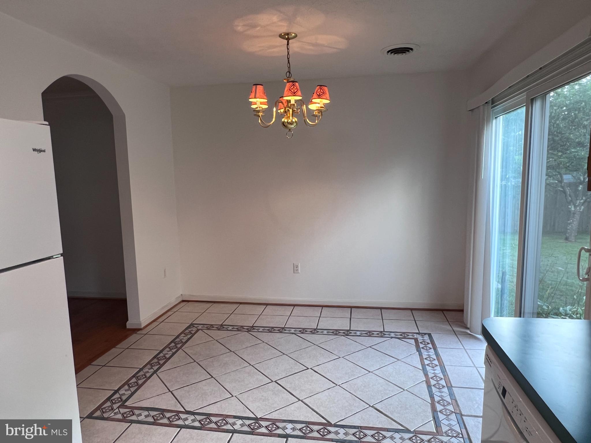 HILLVIEW - Residential Lease