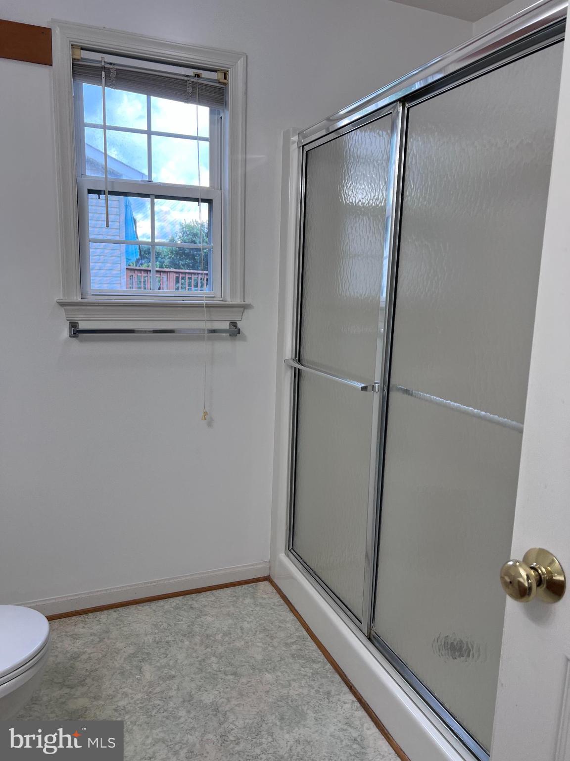 HILLVIEW - Residential Lease