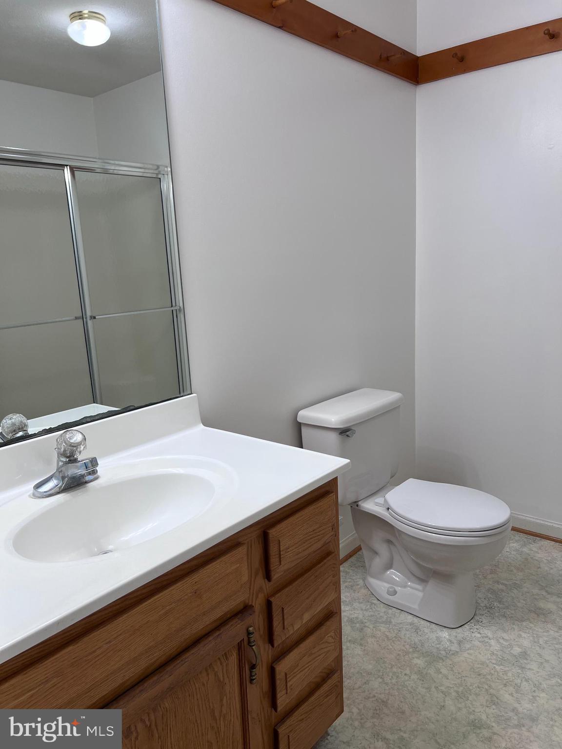 HILLVIEW - Residential Lease