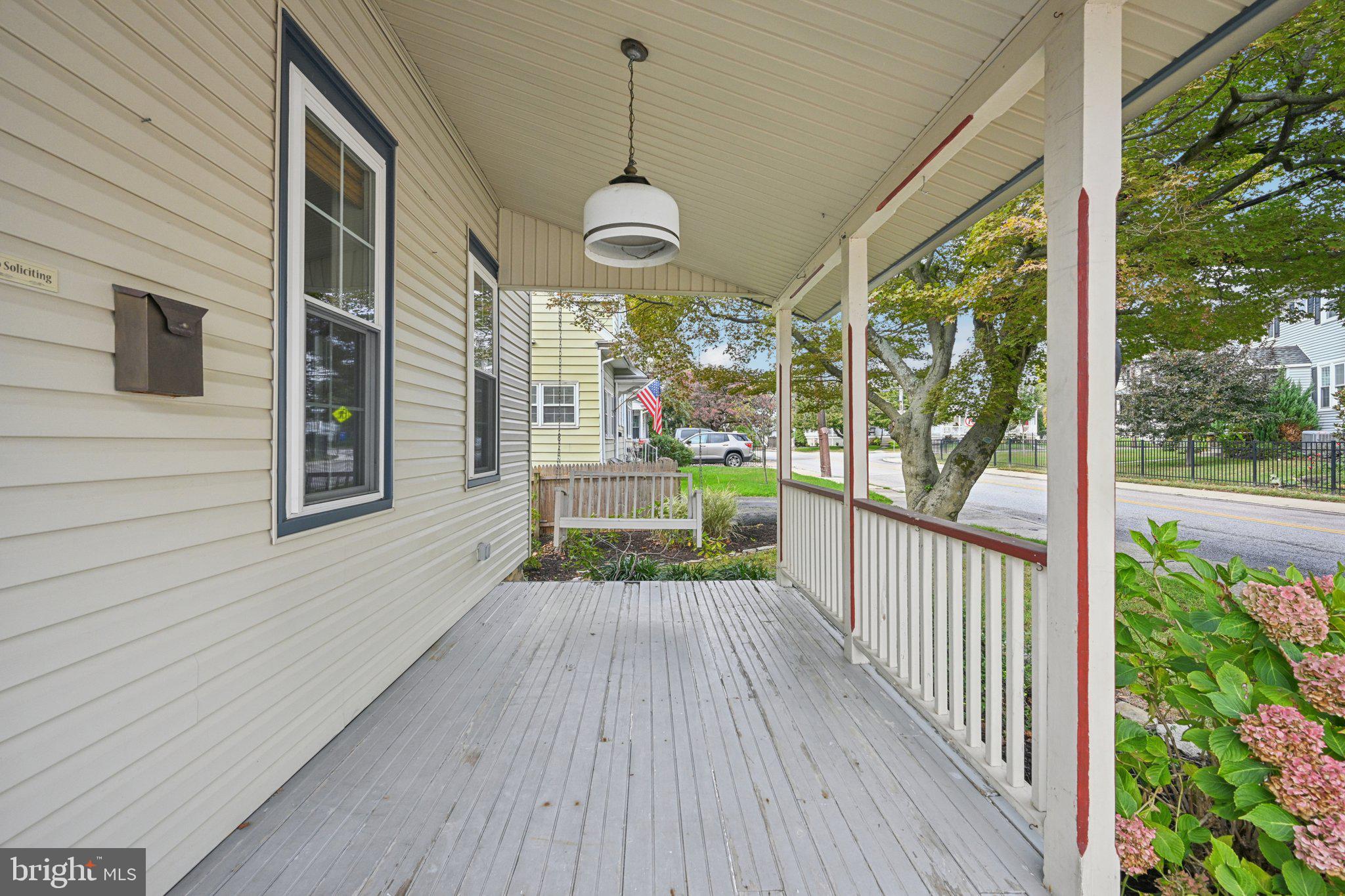20 W WAVERLY ROAD