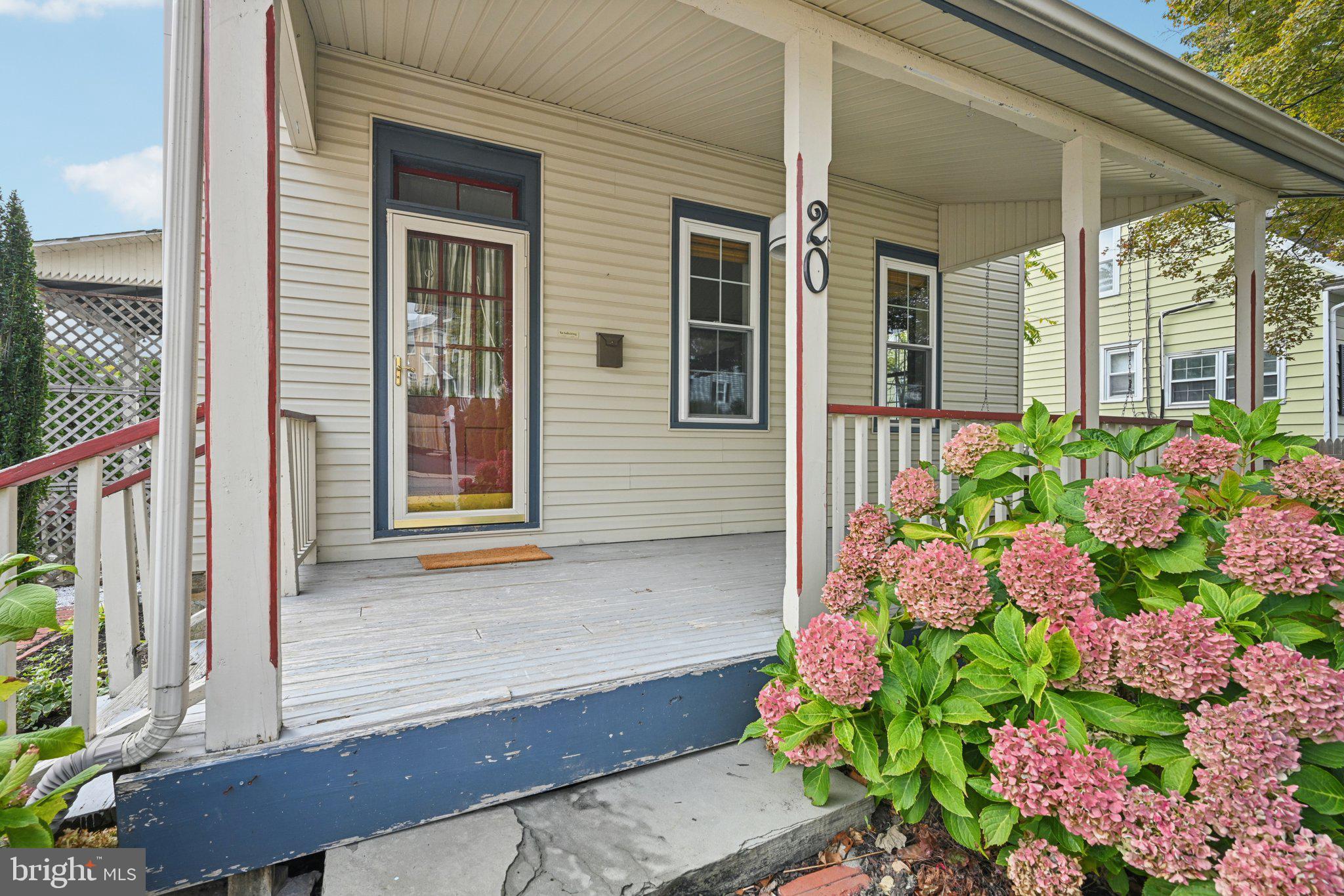 20 W WAVERLY ROAD