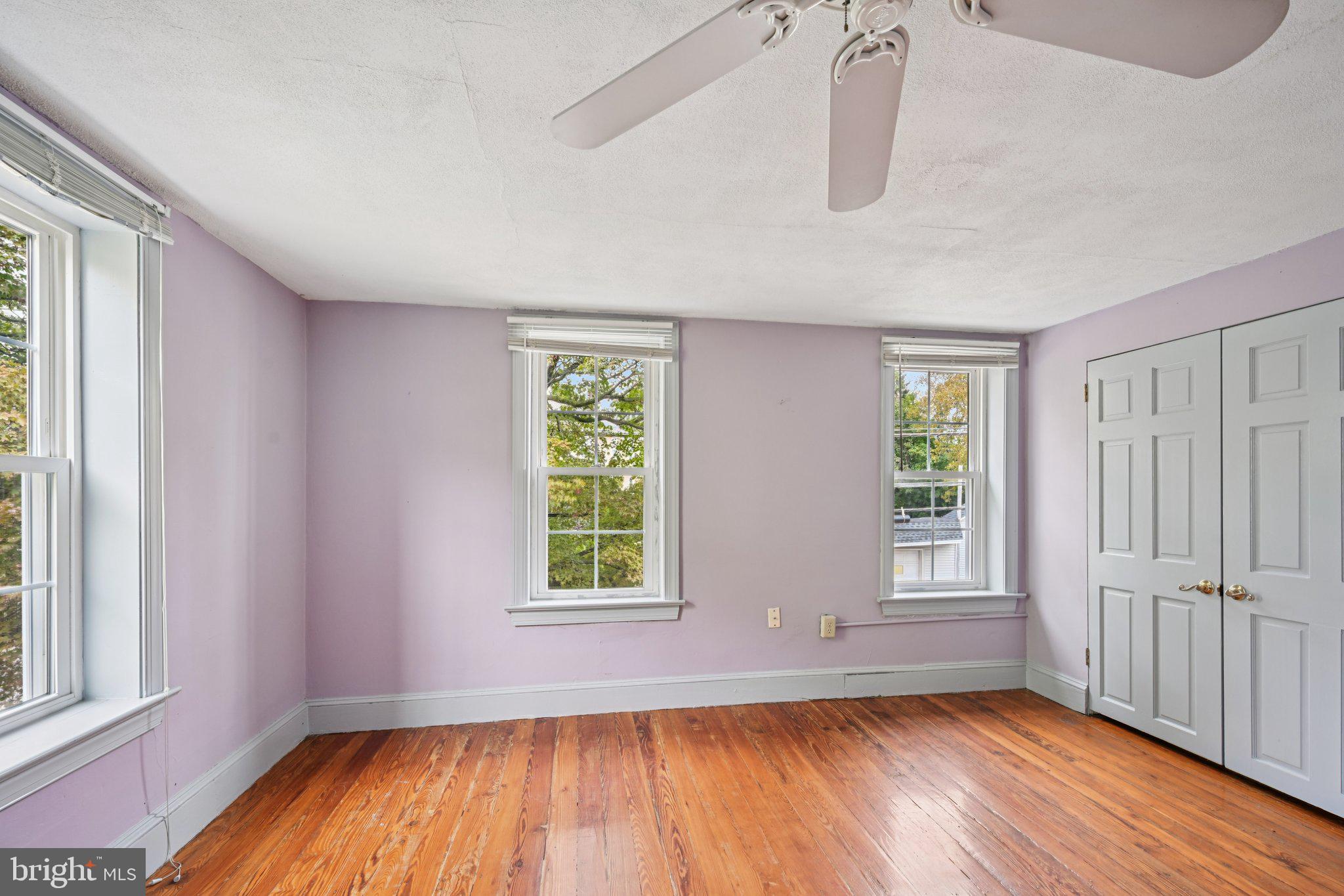 GLENSIDE - Residential