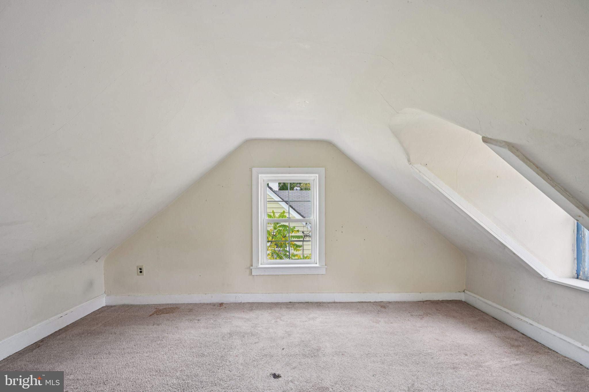 GLENSIDE - Residential