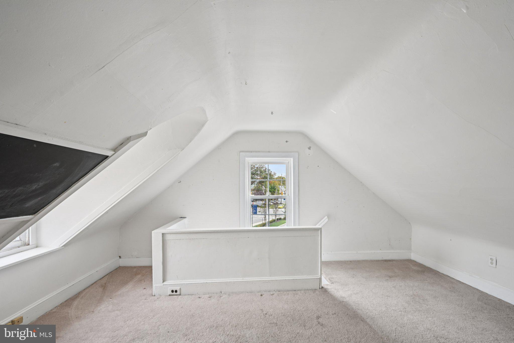 GLENSIDE - Residential