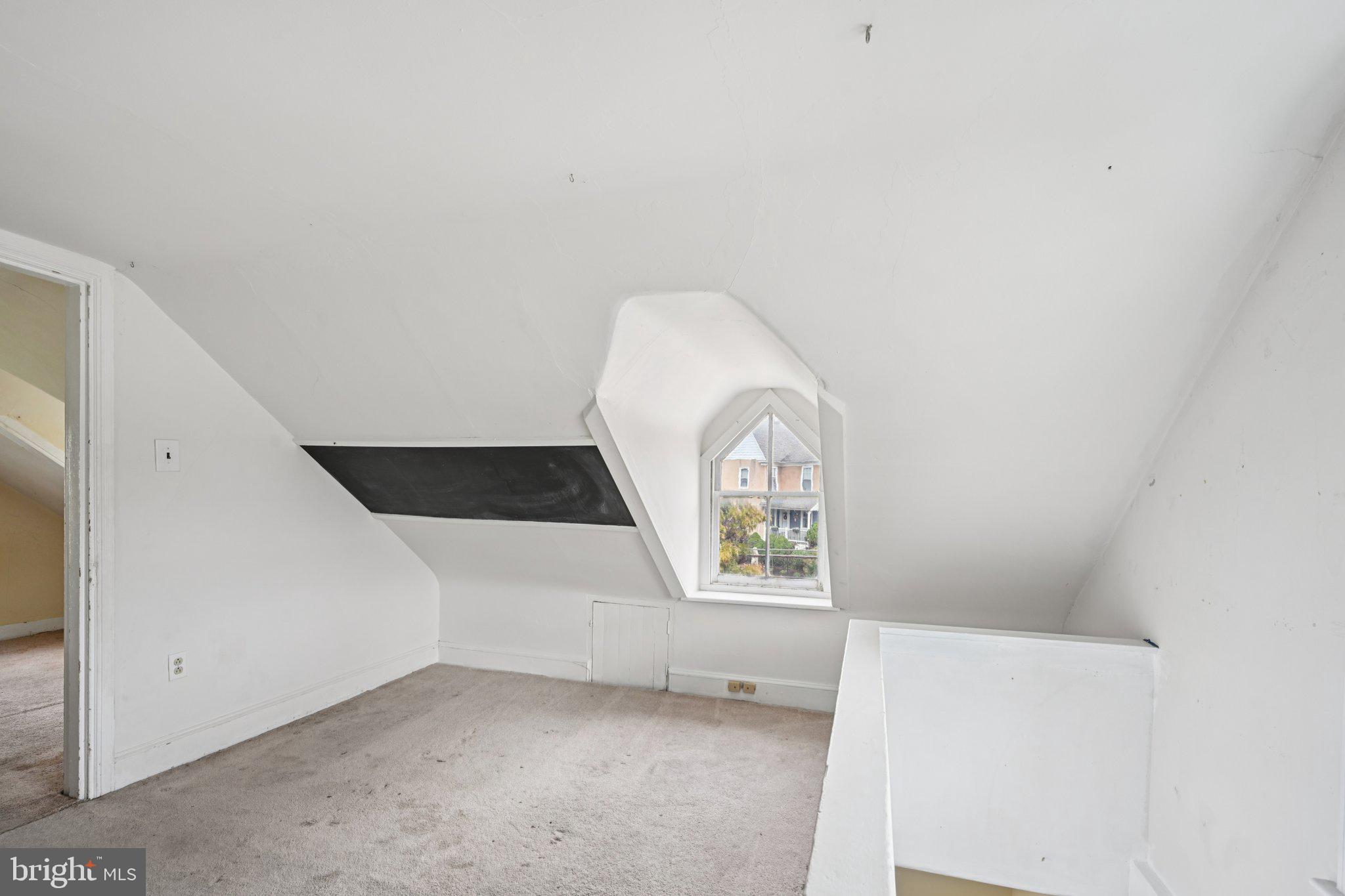 GLENSIDE - Residential