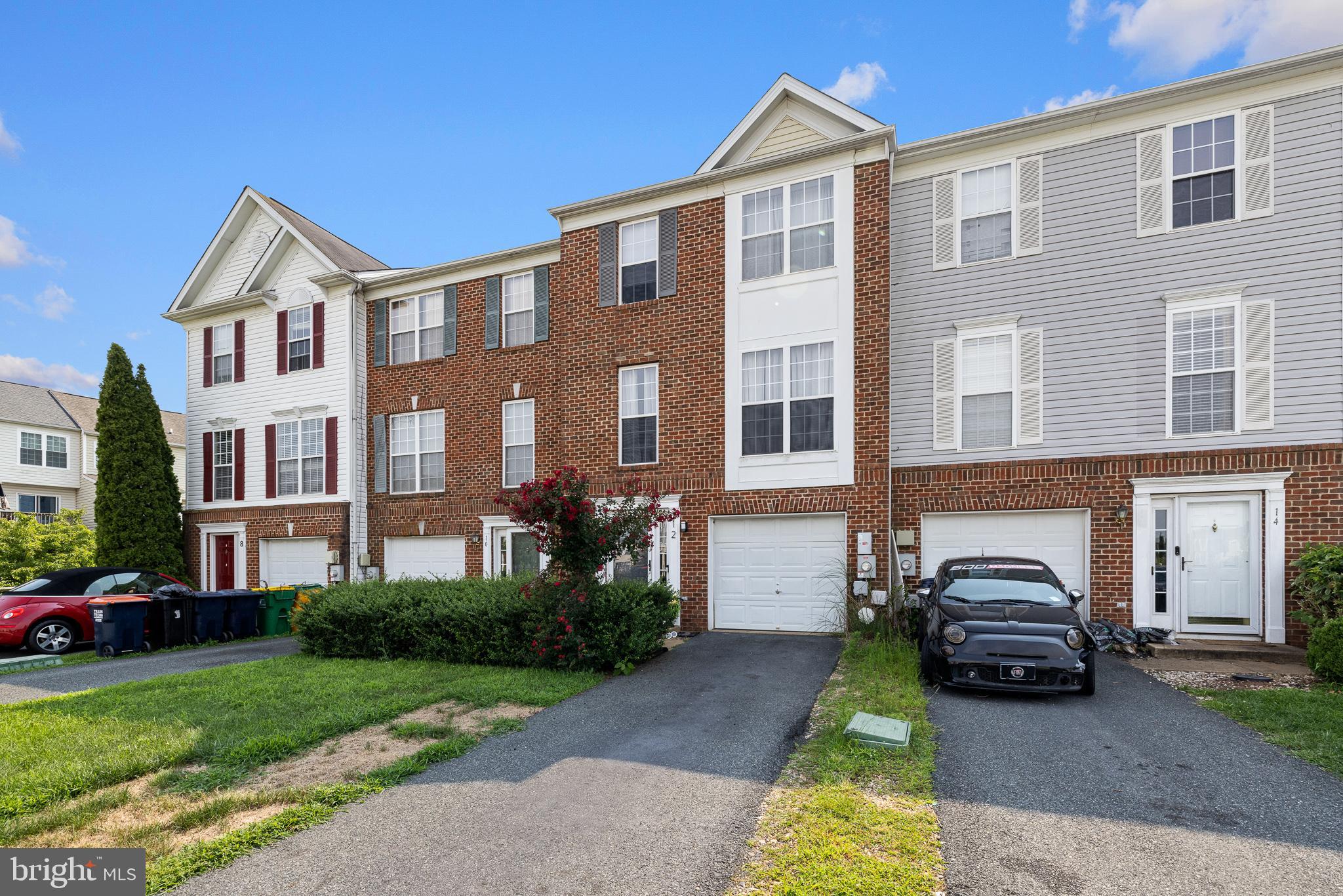 12 DEMARET COURT