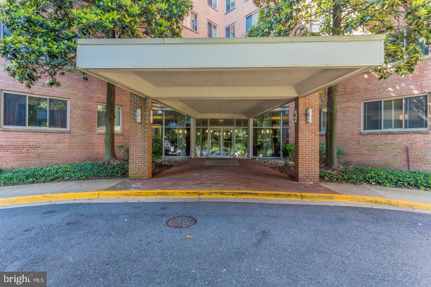 CARDINAL HOUSE - Residential Lease