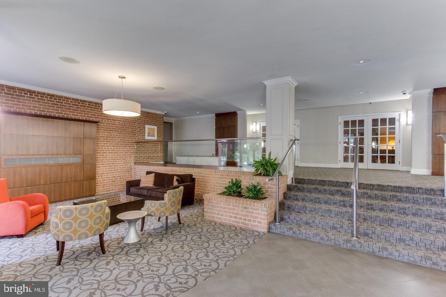 CARDINAL HOUSE - Residential Lease