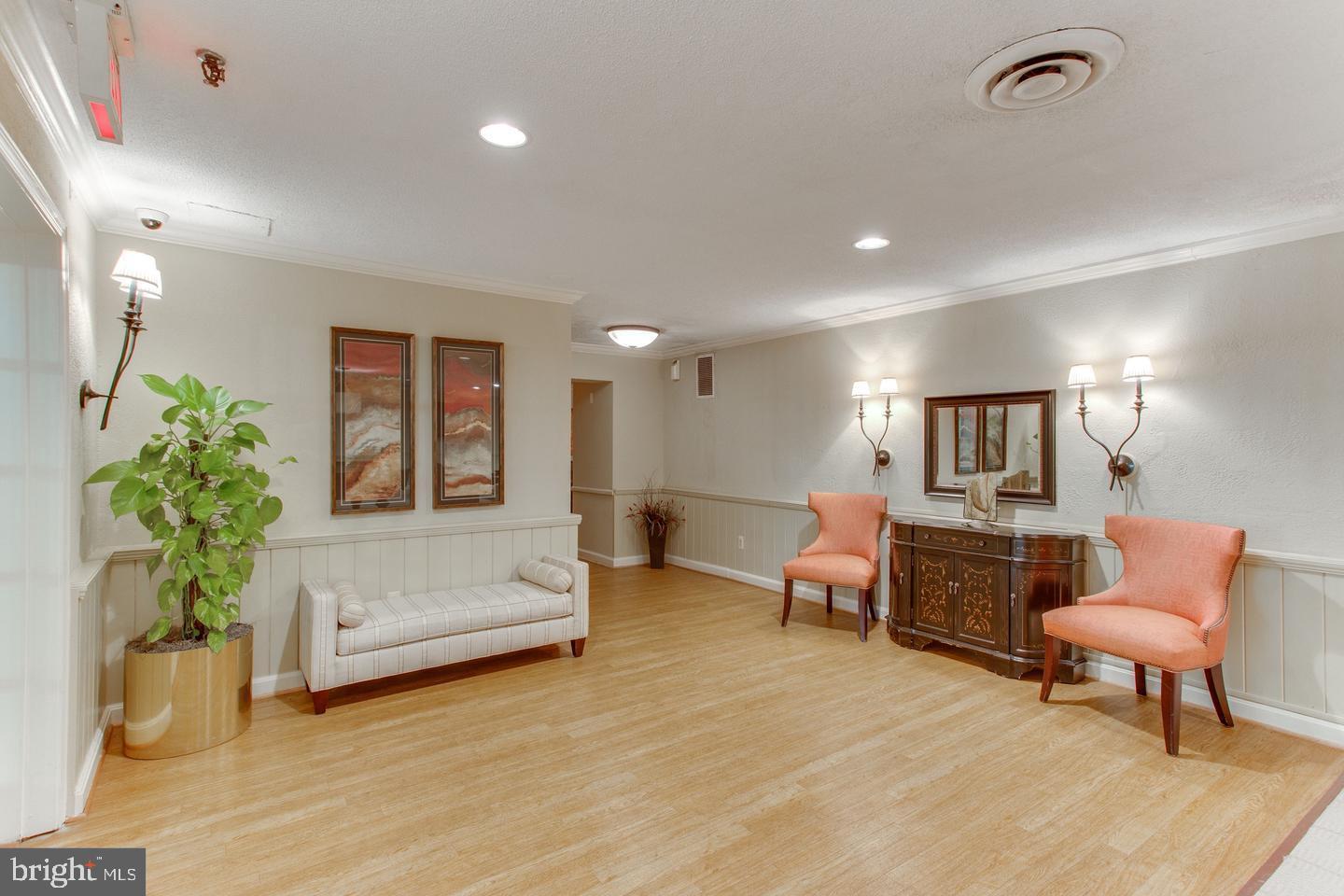 CARDINAL HOUSE - Residential Lease