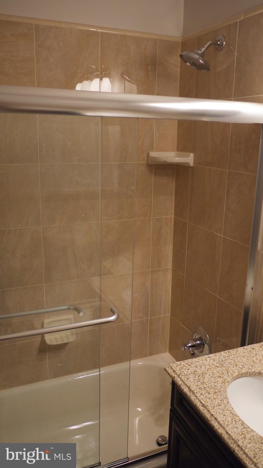 CARDINAL HOUSE - Residential Lease