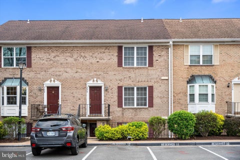 Condo For Sale - 967 S Rolfe Street #2<br/> ARLINGTON, VA 22204