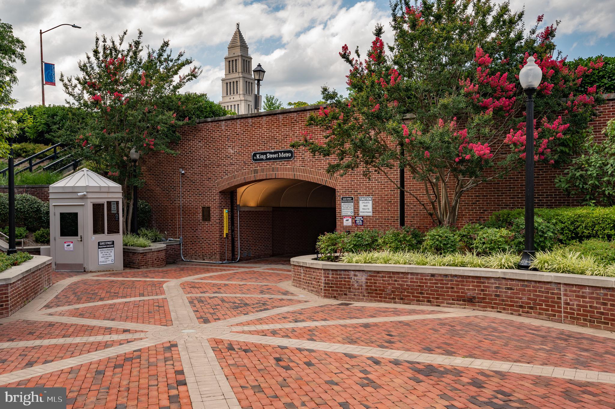 OLD TOWN ALEXANDRIA - Residential Lease