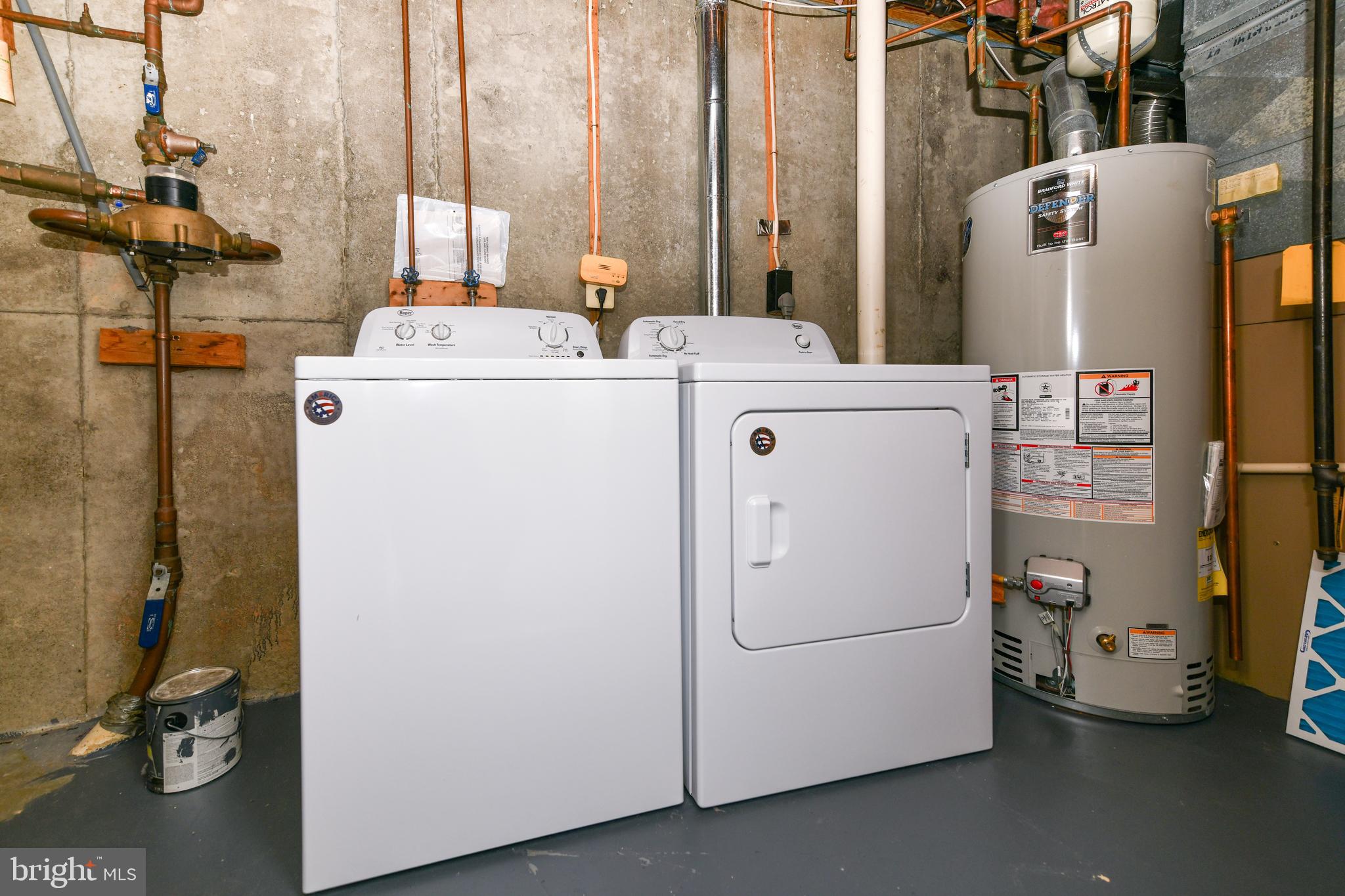 SUMMIT CREEK - Residential