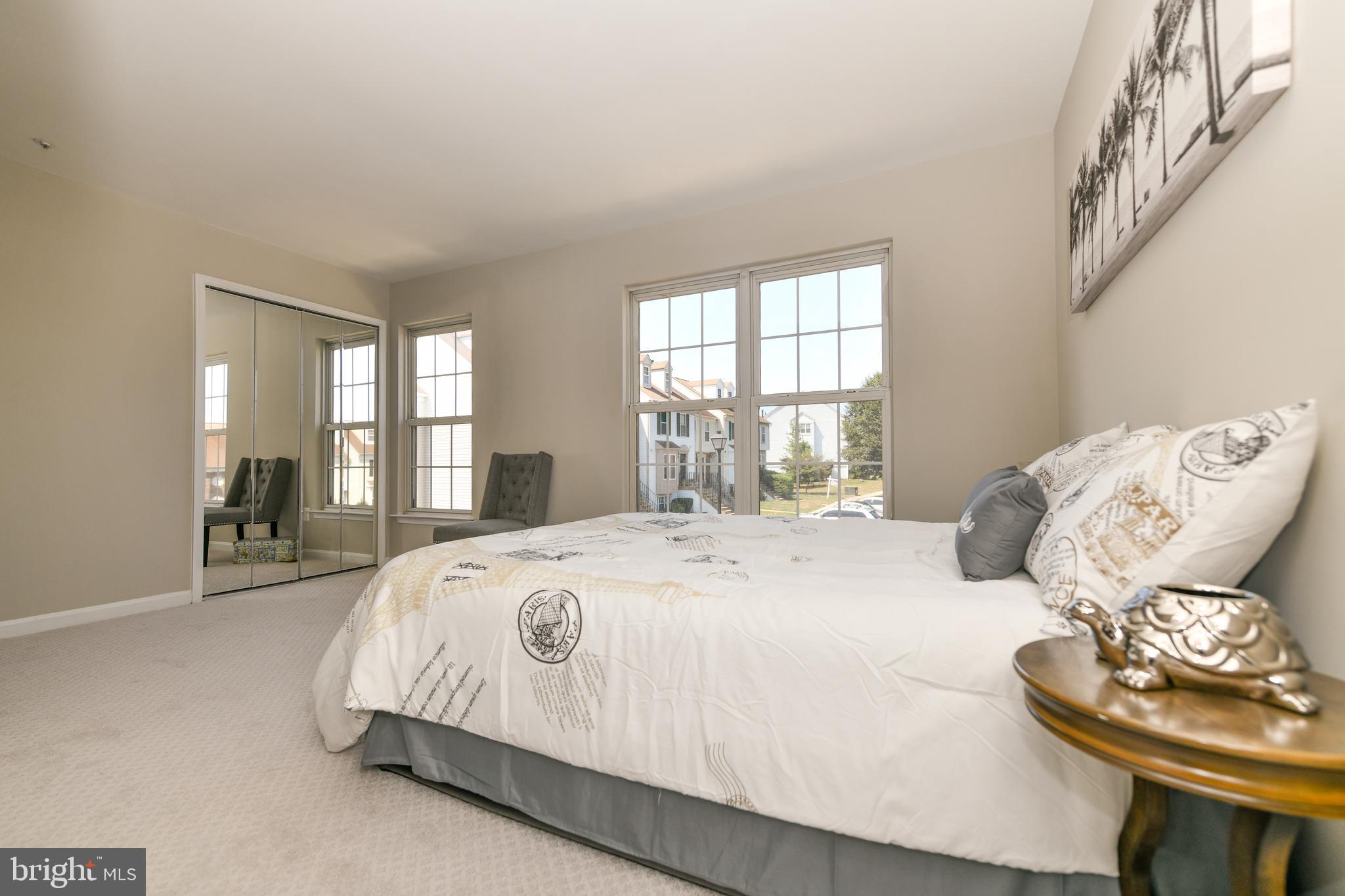 SUMMIT CREEK - Residential