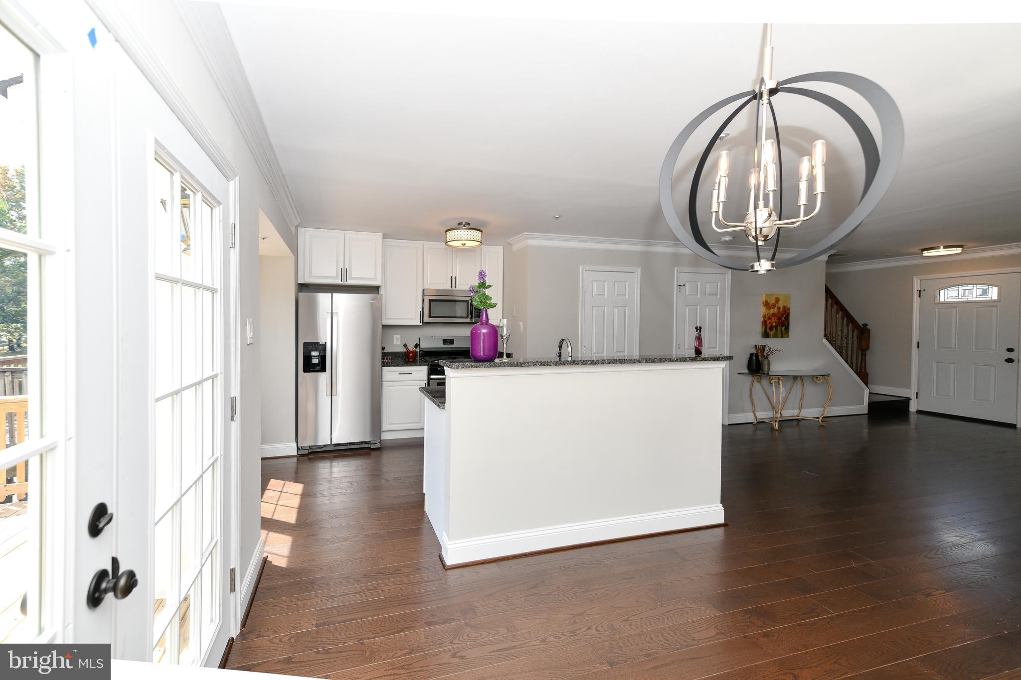 SUMMIT CREEK - Residential