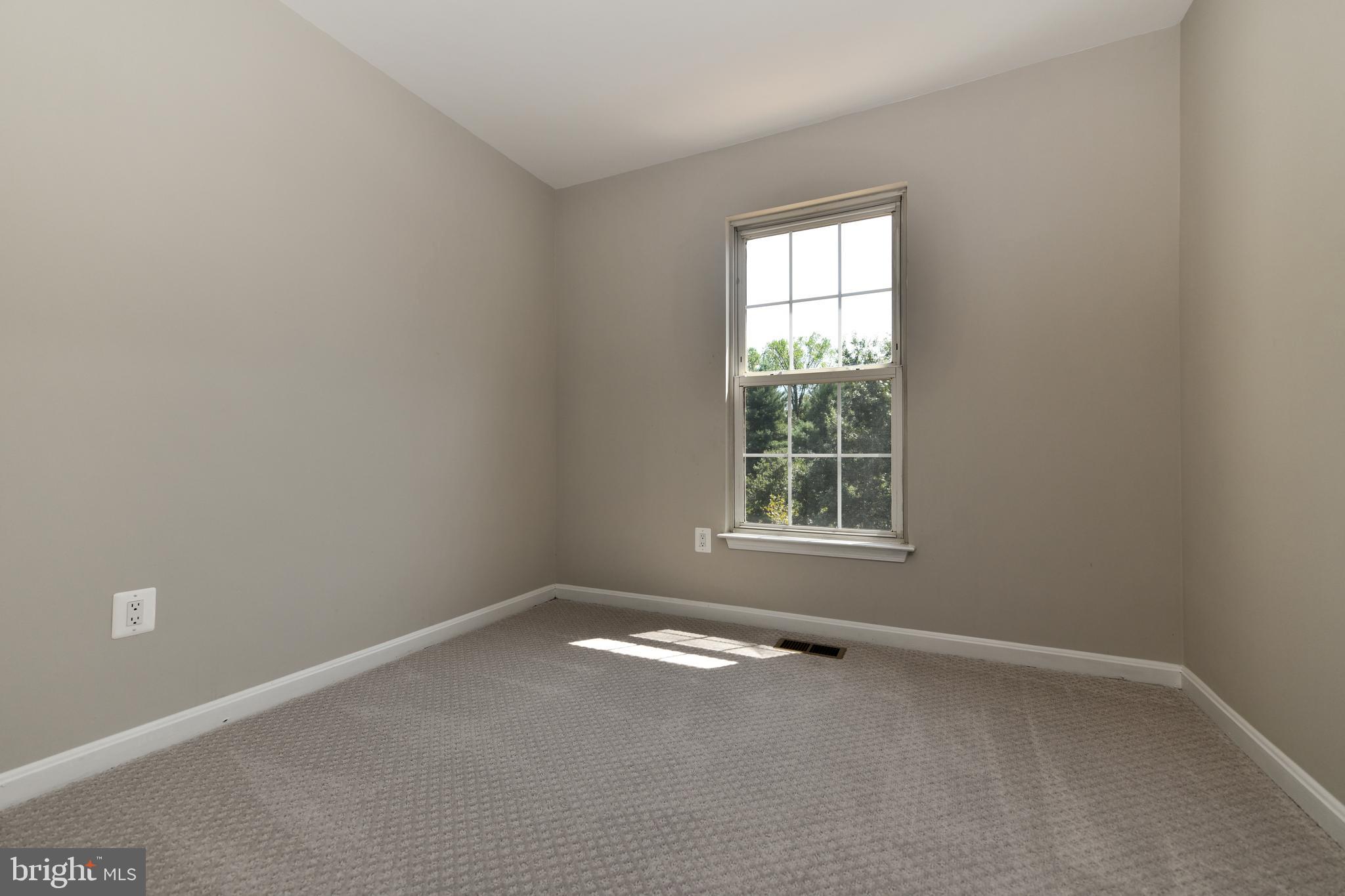 SUMMIT CREEK - Residential