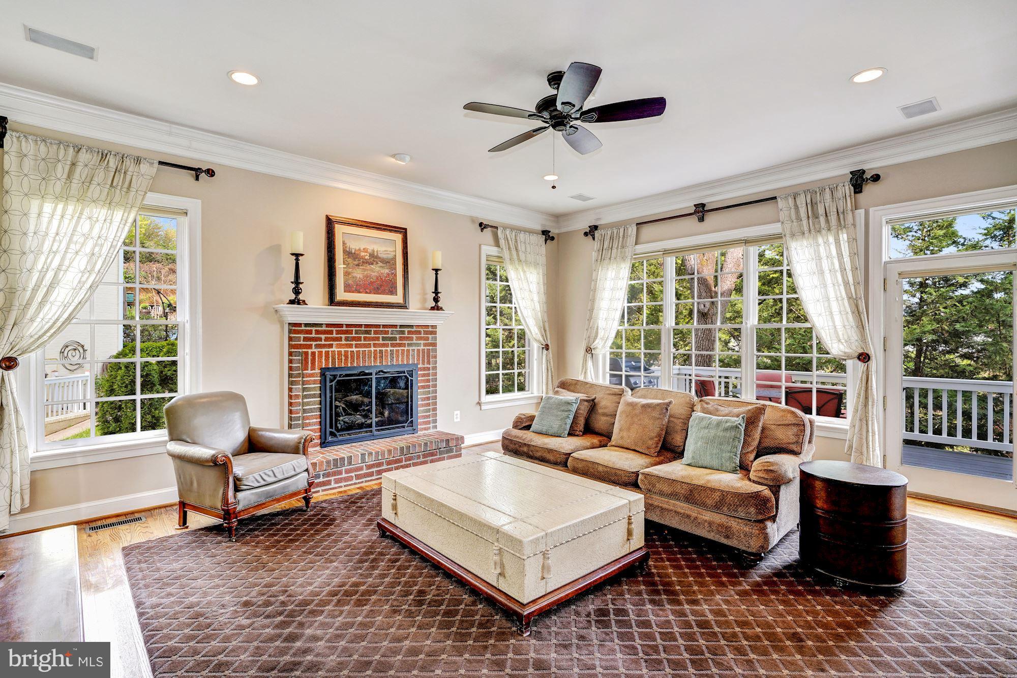 SHIRLEY WOODS - Residential