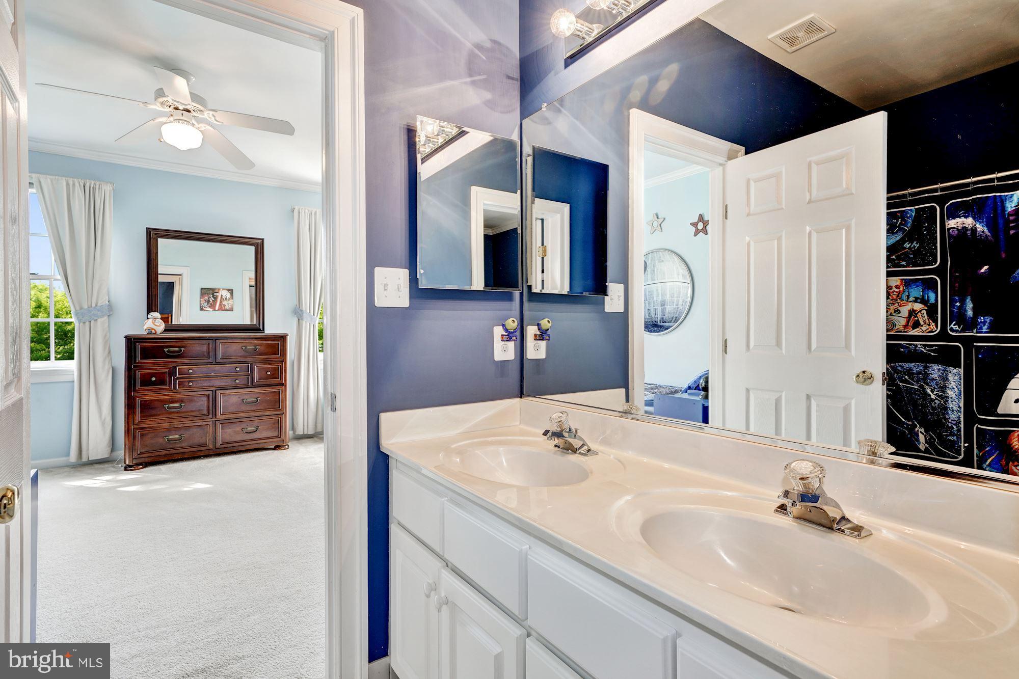 SHIRLEY WOODS - Residential