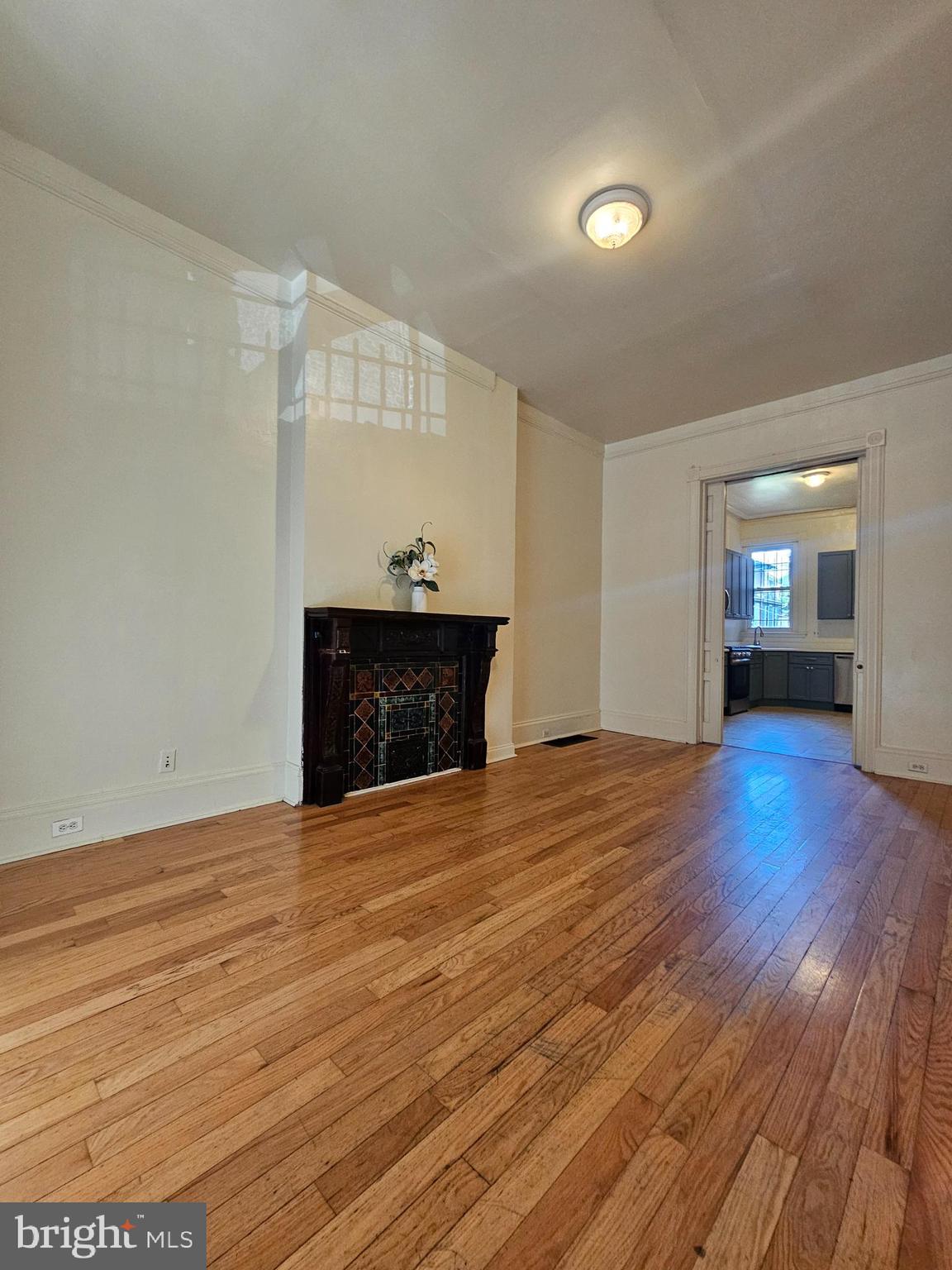 UNIVERSITY CITY - Residential Lease