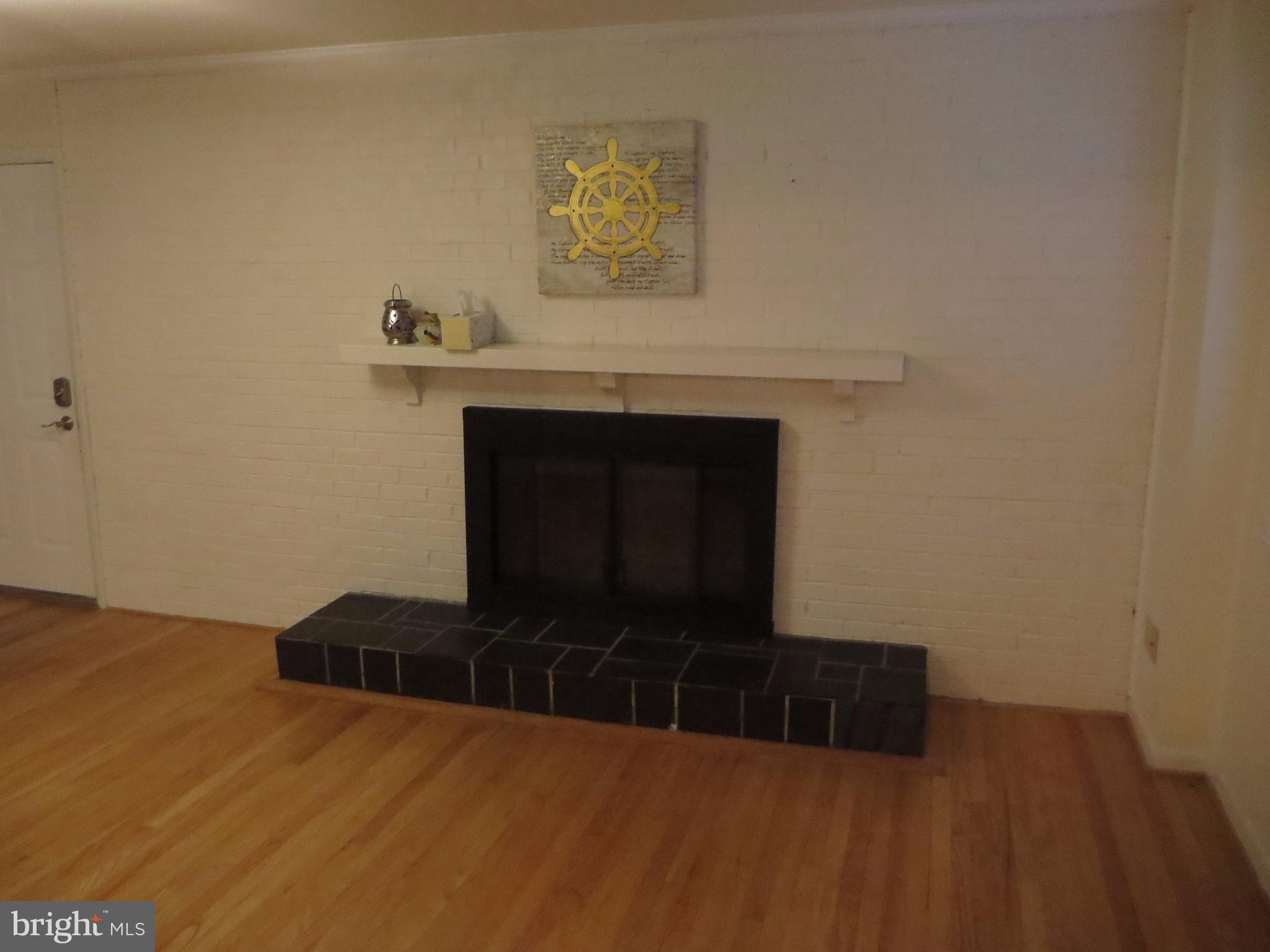 FAIRFAX - Residential Lease