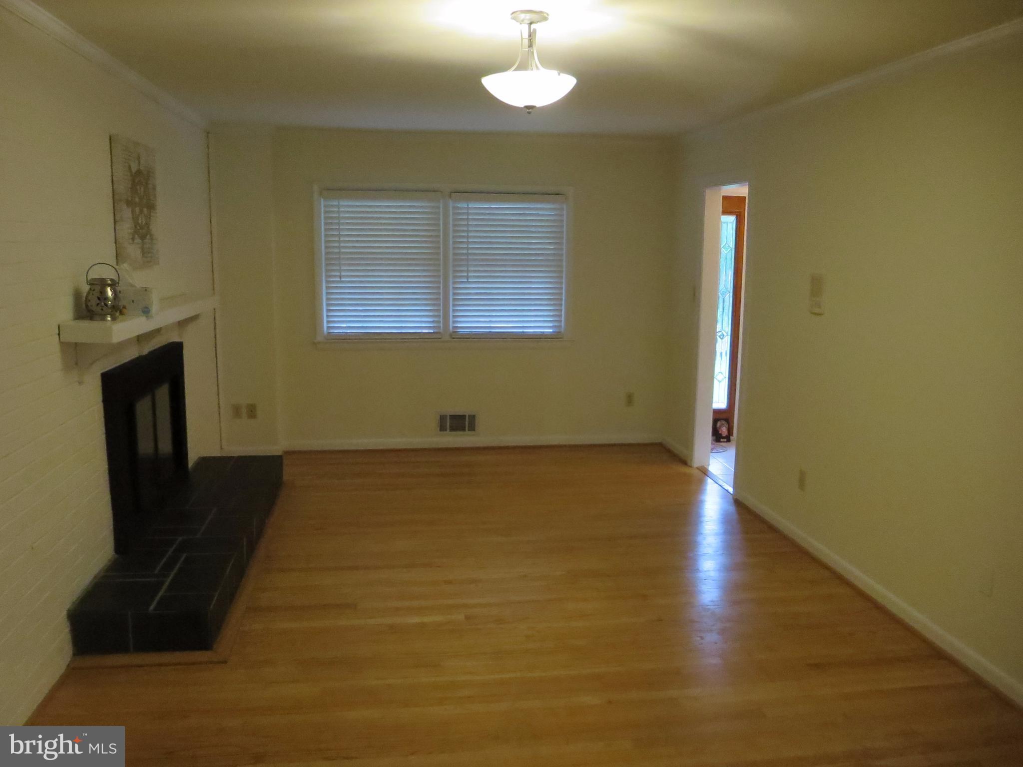 FAIRFAX - Residential Lease