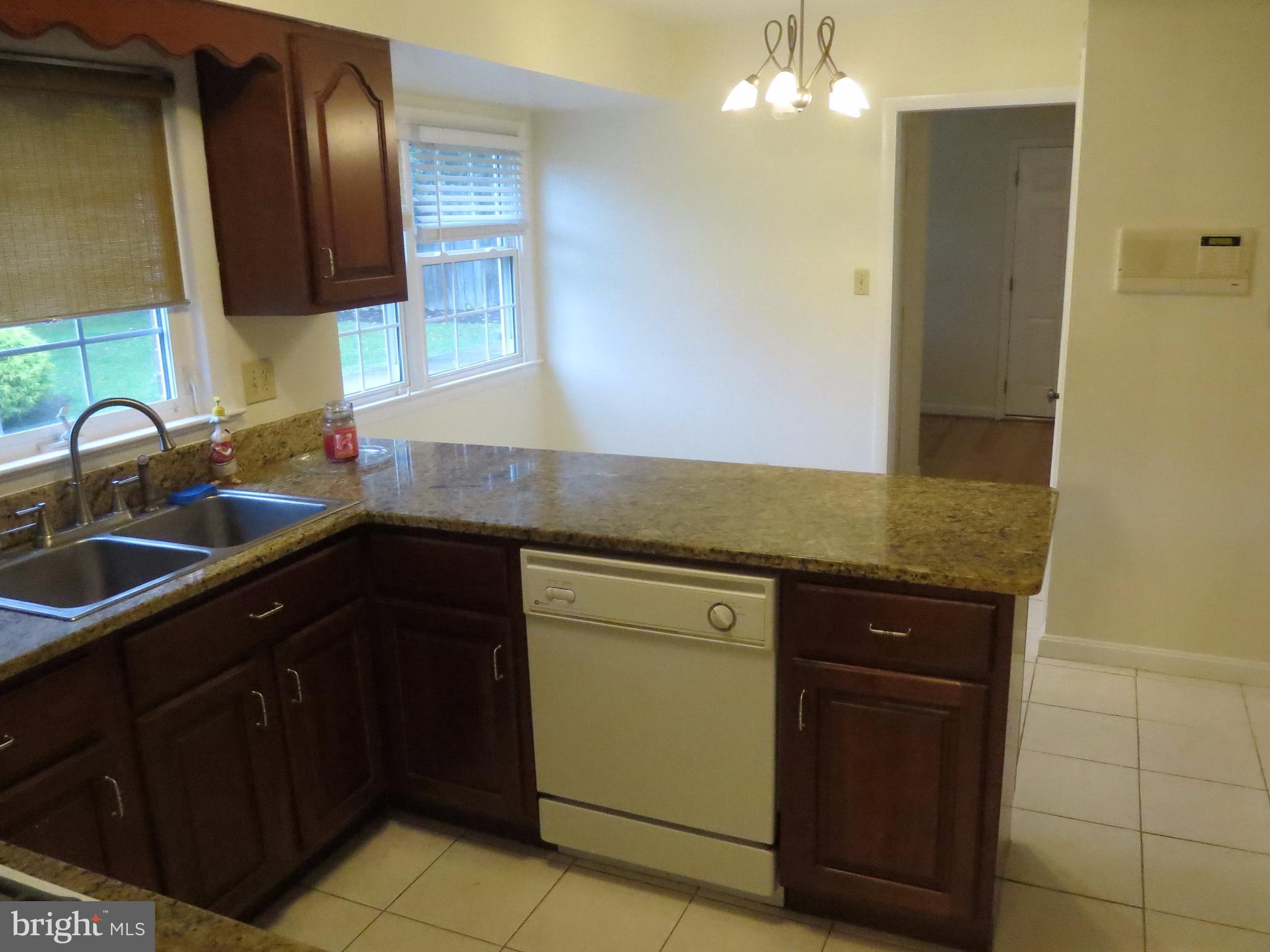 FAIRFAX - Residential Lease