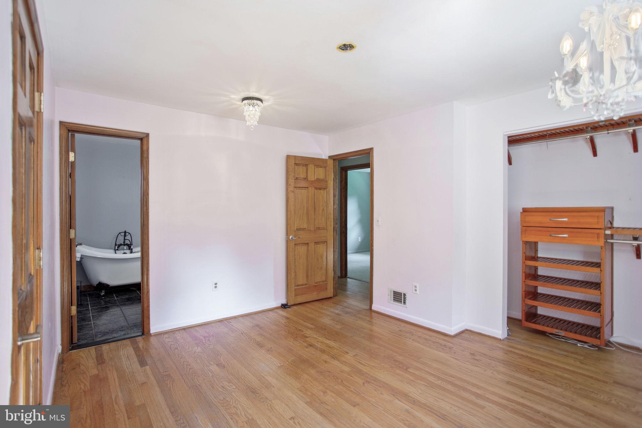 LOTHIAN - Residential