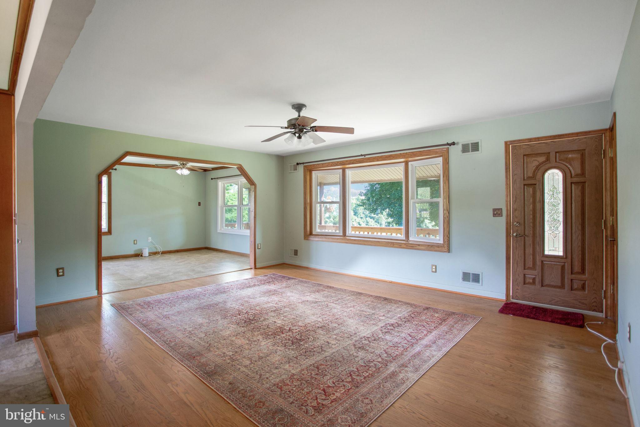 LOTHIAN - Residential